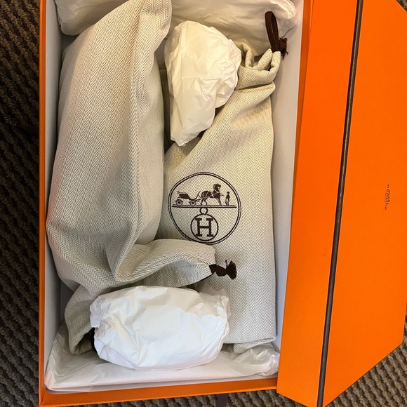 Hermes Calya Mules in Hetre leather, size 38 - Picture 7 of 9